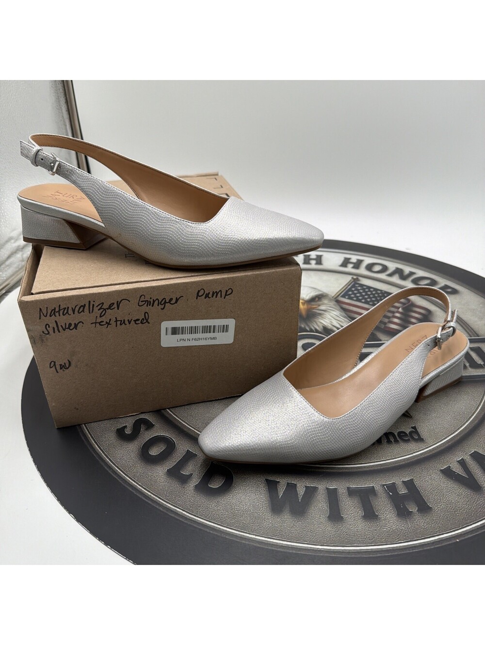 Naturalizer Women's Ginger Snip Toe Slingbacks Pump Silver Size 9W No Box